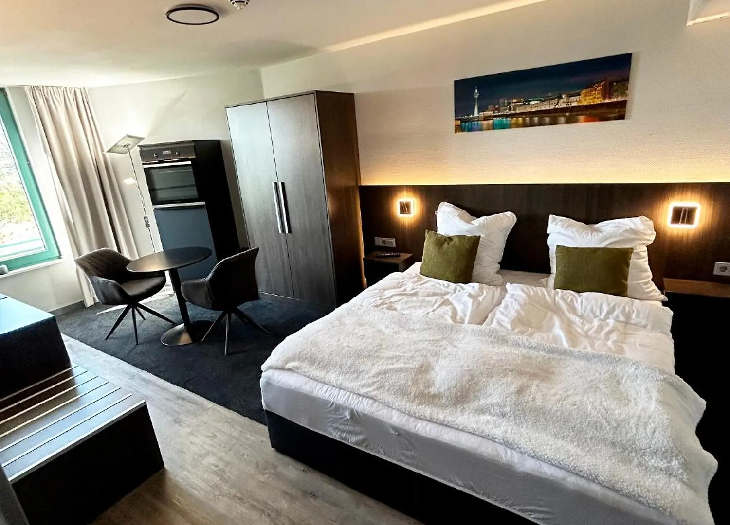 Aparthotel In Duesseldorf Am Medienhafen Mit Kueche location